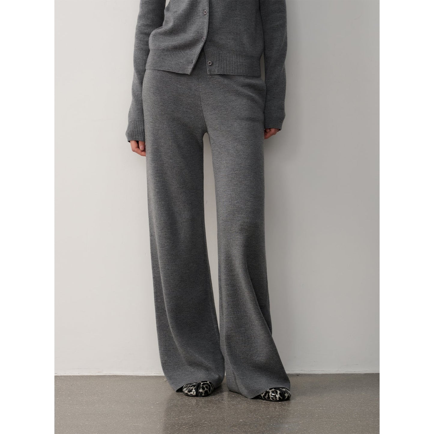"Lazy urban" Yangtze Merino wool polo-neck cardigan straight-leg knitted pants suit-8