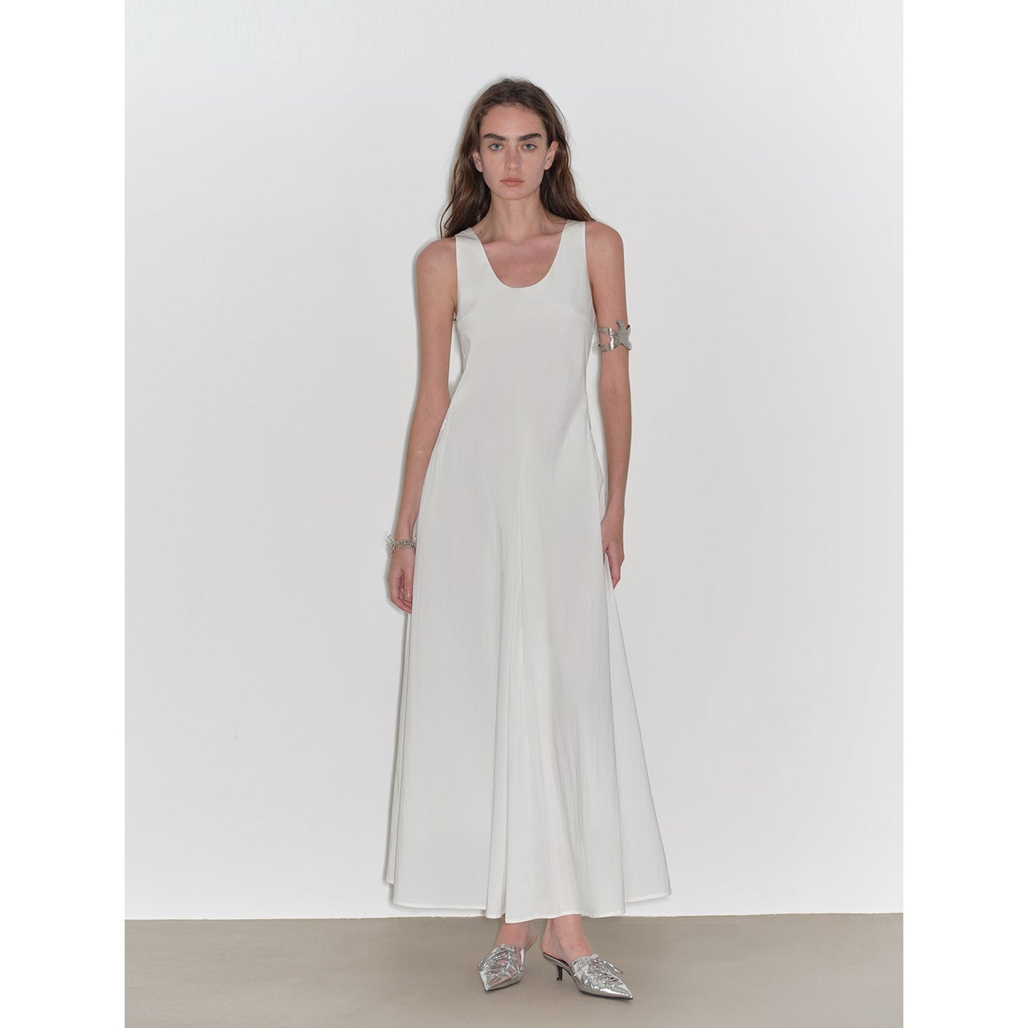 "Lake Bled" Simple and slim texture U-neck A-line slim fit vest dress-1